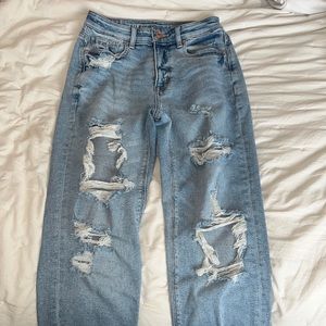 American eagle mom jeans